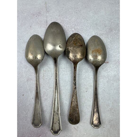Lot Vintage Mixed Silverplate Flatware Spoons Forks Tarnished Decor Upcycling - Picture 7 of 9